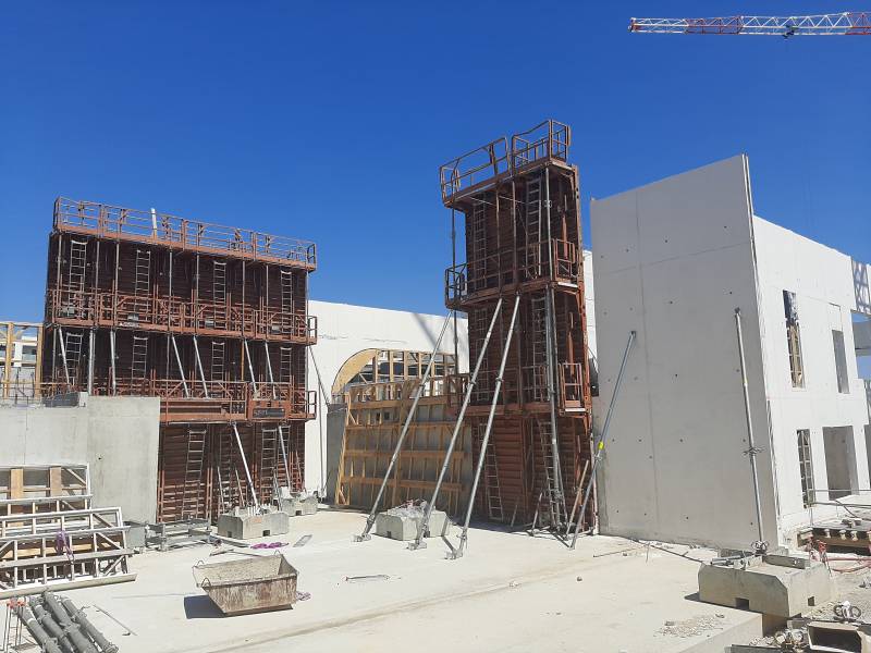 D'un blanc éclatatant