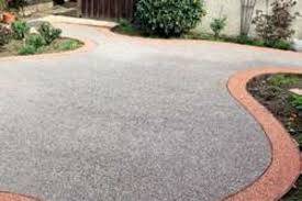 Le béton drainant : une solution innovante et durable pour vos aménagements extérieurs