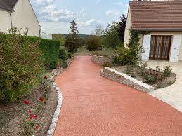 Le béton drainant : une solution innovante et durable pour vos aménagements extérieurs